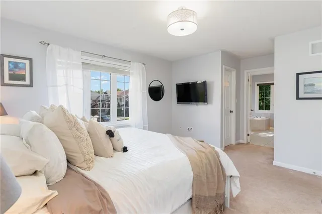 Additional property image - 3247 STEEPLECHASE Dr