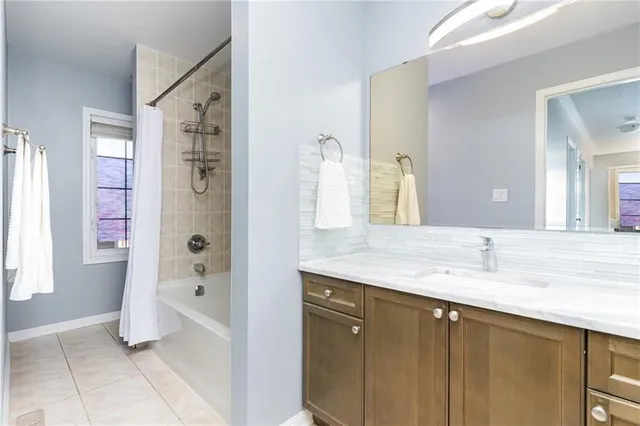 Additional property image - 3247 STEEPLECHASE Dr