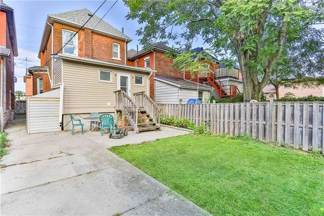 Additional property image - 16 WILLIAM St