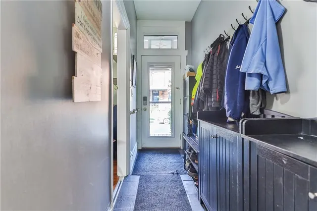 Additional property image - 16 WILLIAM St
