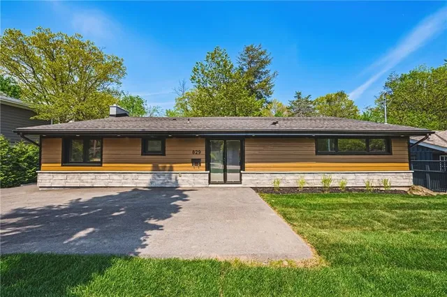 Additional property image - 829 FOREST GLEN Ave