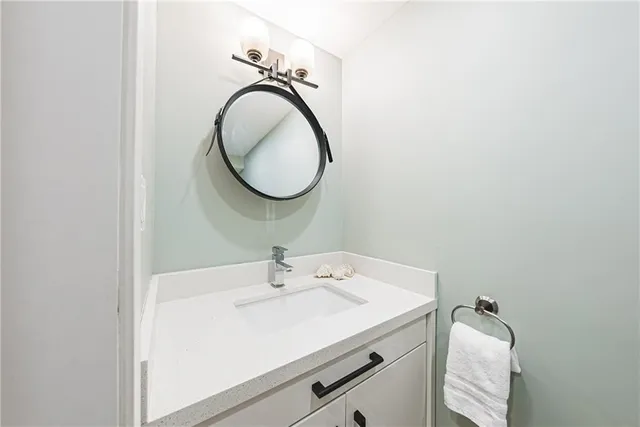 Additional property image - 829 FOREST GLEN Ave