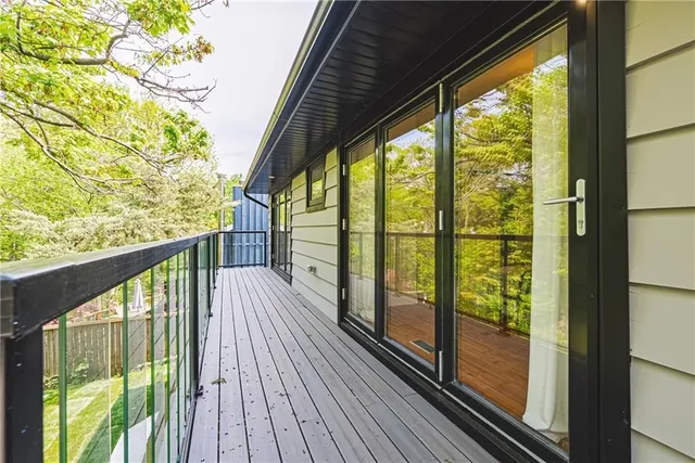 Additional property image - 829 FOREST GLEN Ave