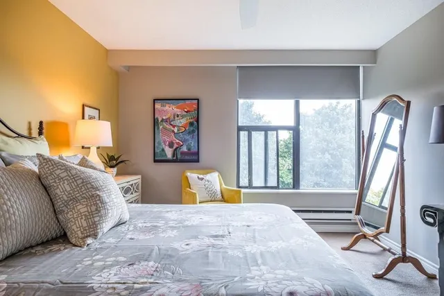 Additional property image - 75 QUEEN St Unit 507