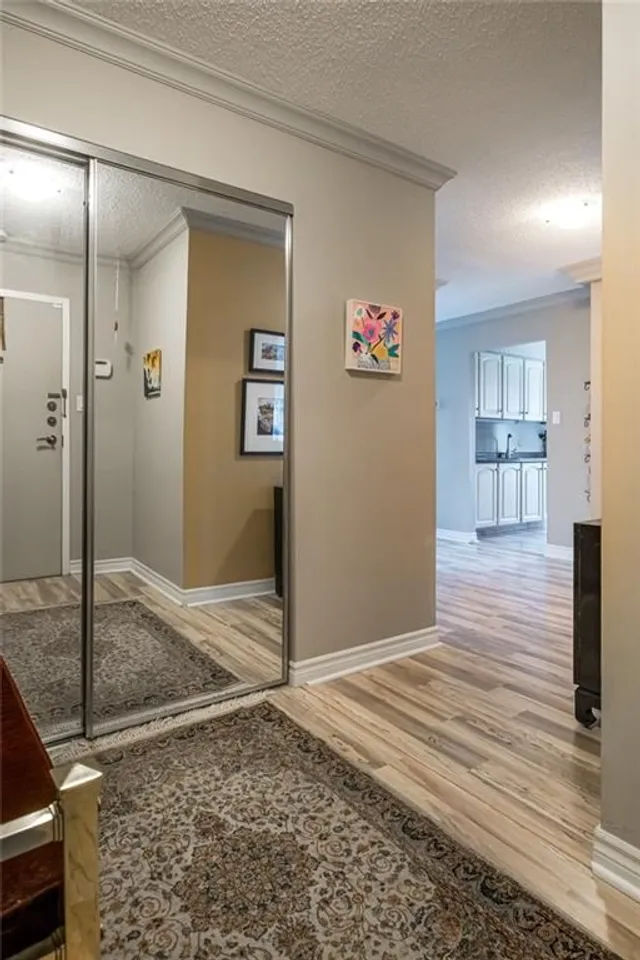 Additional property image - 75 QUEEN St Unit 507