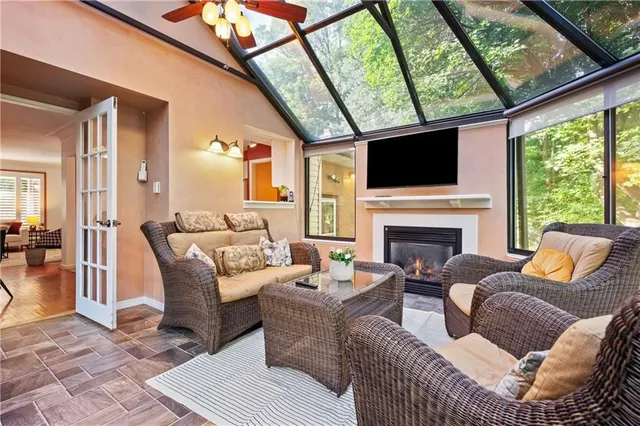 Additional property image - 38 OSLER Dr
