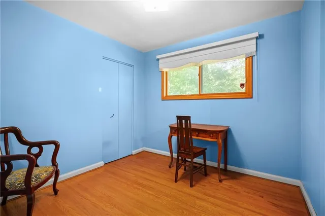 Additional property image - 38 OSLER Dr
