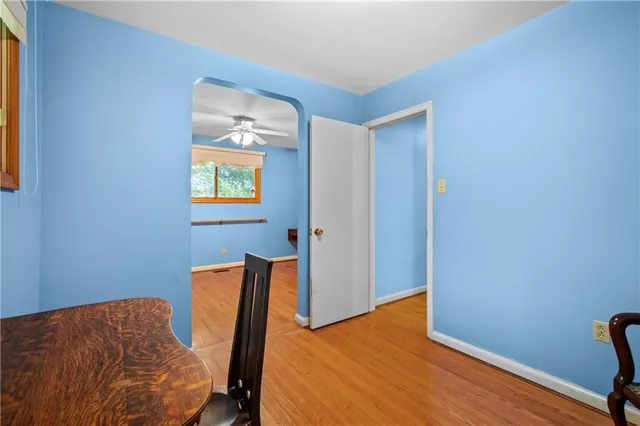 Additional property image - 38 OSLER Dr
