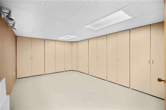 Additional property image - 38 OSLER Dr