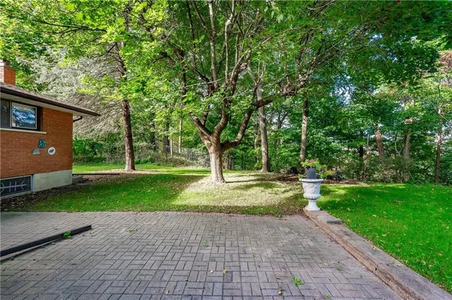 Additional property image - 38 OSLER Dr