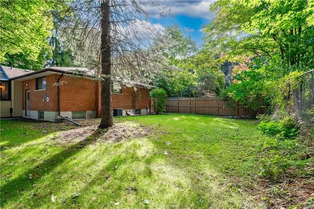 Additional property image - 38 OSLER Dr