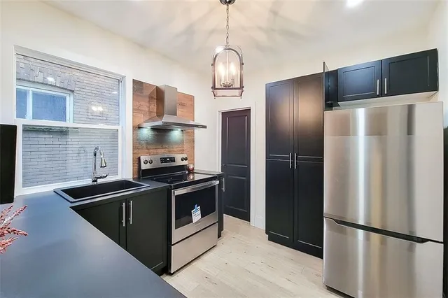 Additional property image - 49 CARRICK Ave