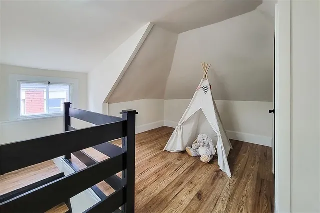Additional property image - 49 CARRICK Ave
