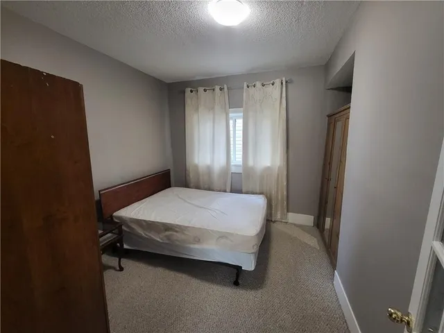 Additional property image - 321 CHARLTON Ave