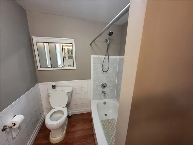 Additional property image - 321 CHARLTON Ave