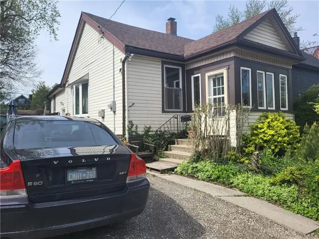 Additional property image - 321 CHARLTON Ave