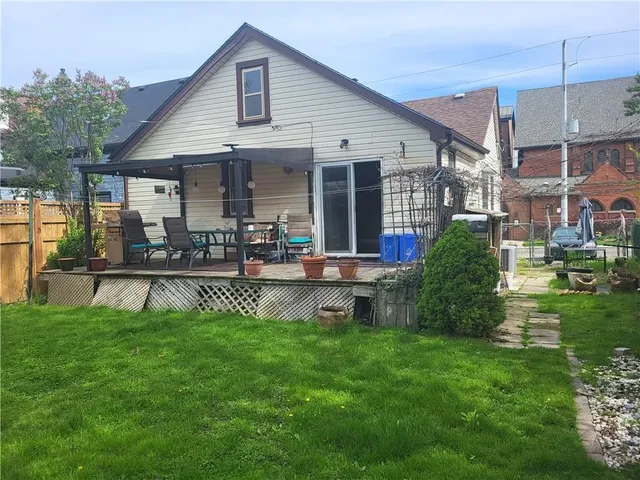 Additional property image - 321 CHARLTON Ave