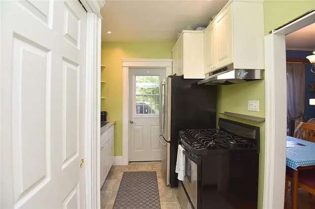 Additional property image - 2 WATT Ave