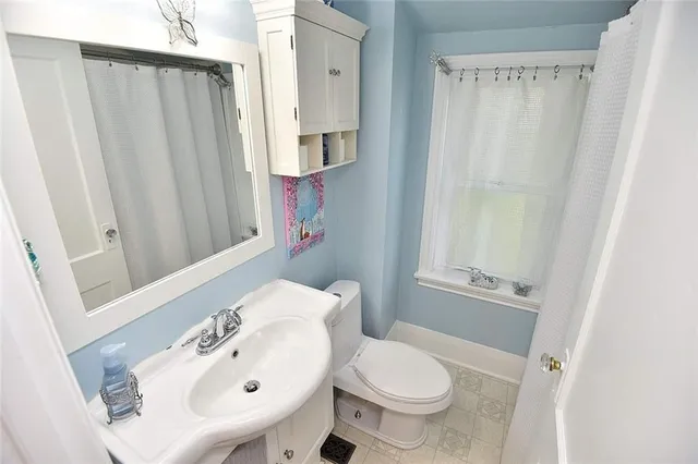 Additional property image - 2 WATT Ave