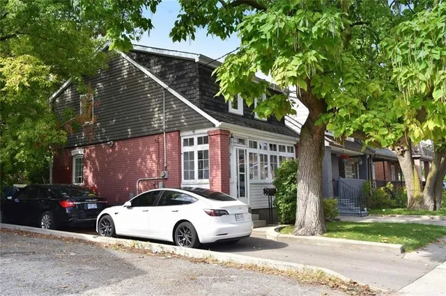 Additional property image - 2 WATT Ave