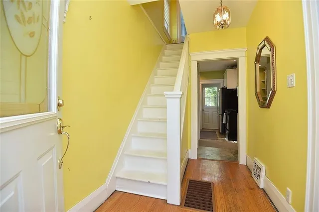 Additional property image - 2 WATT Ave