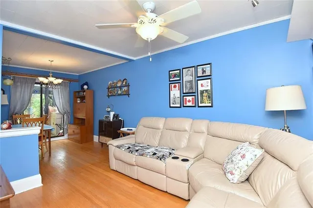 Additional property image - 2 WATT Ave