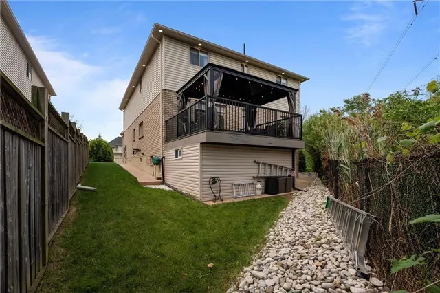 Additional property image - 575 STONEHENGE Dr