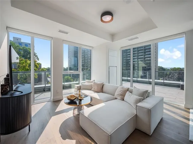 Additional property image - 500 BROCK Ave Unit 302