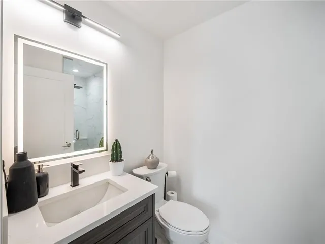 Additional property image - 500 BROCK Ave Unit 302