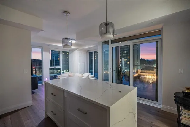 Additional property image - 500 BROCK Ave Unit 302