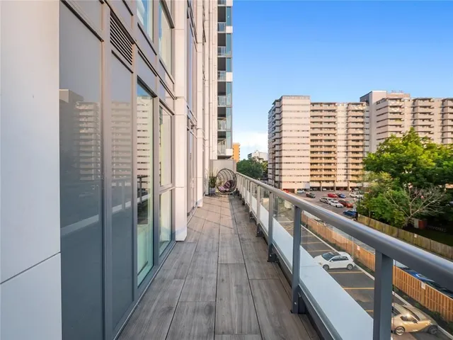 Additional property image - 500 BROCK Ave Unit 302