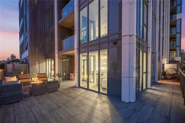 Additional property image - 500 BROCK Ave Unit 302