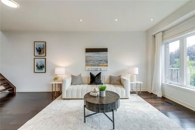 Additional property image - 105 HIGHGATE Dr