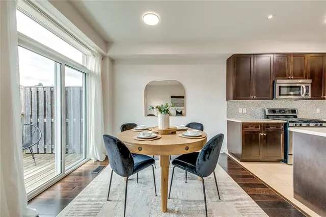 Additional property image - 105 HIGHGATE Dr