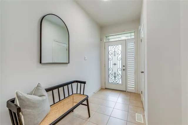 Additional property image - 105 HIGHGATE Dr