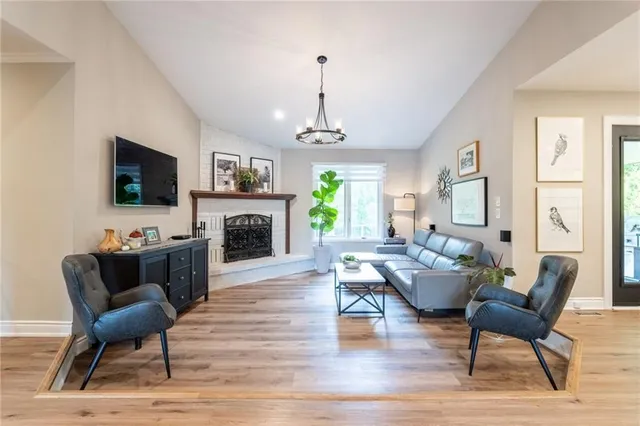 Additional property image - 19 VANSTRAALEN St