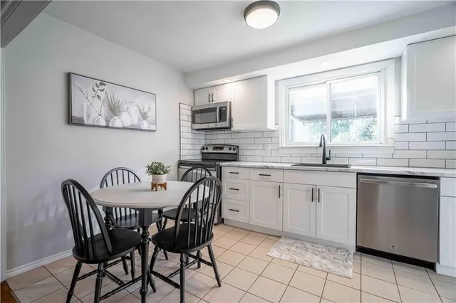 Additional property image - 329 MARGARET Ave