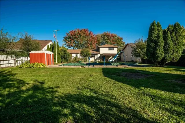Additional property image - 329 MARGARET Ave