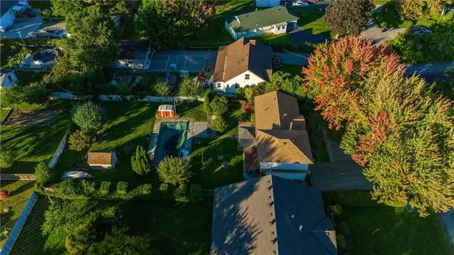 Additional property image - 329 MARGARET Ave