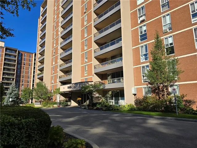 Additional property image - 1966 MAIN St Unit 504