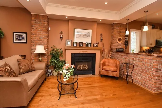 Additional property image - 152 HOMEWOOD Ave
