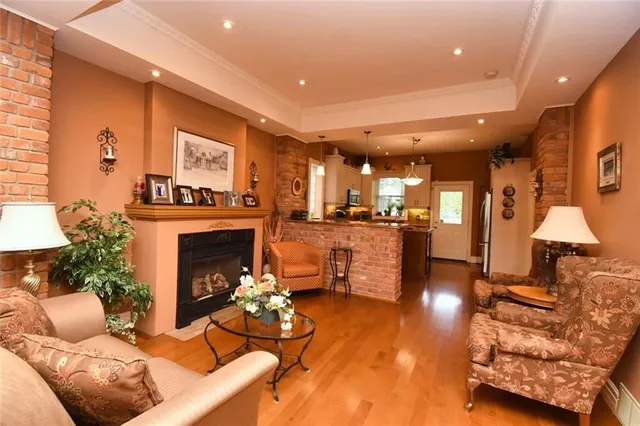 Additional property image - 152 HOMEWOOD Ave
