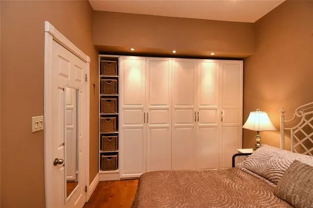 Additional property image - 152 HOMEWOOD Ave