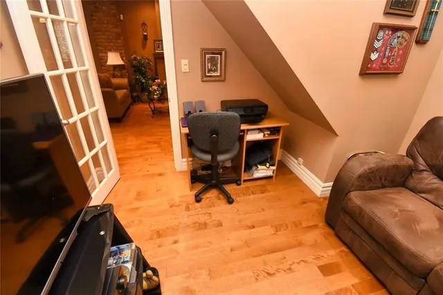 Additional property image - 152 HOMEWOOD Ave