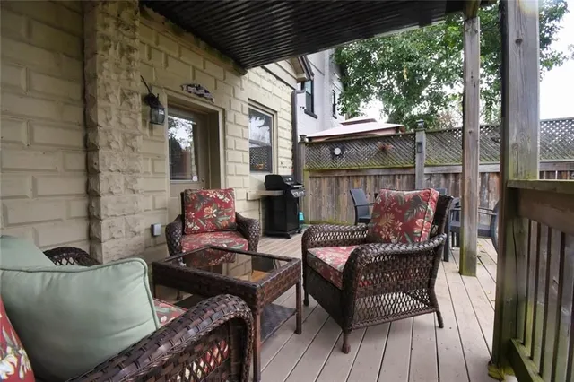 Additional property image - 152 HOMEWOOD Ave