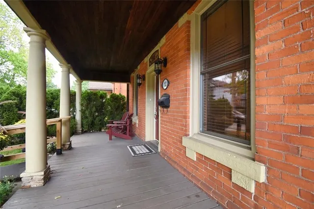Additional property image - 152 HOMEWOOD Ave