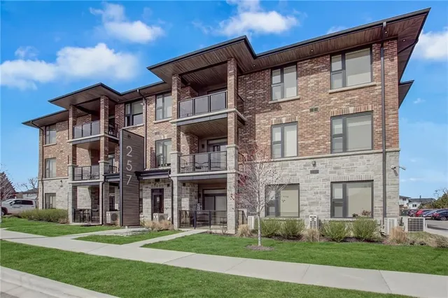 Additional property image - 257 MILLEN Rd Unit 102