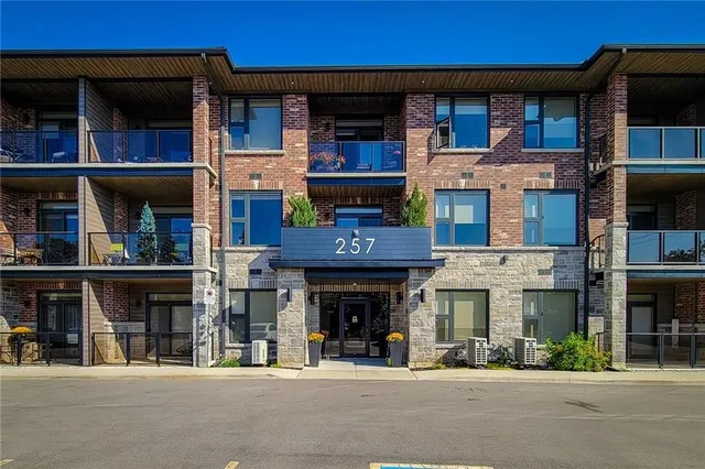 Additional property image - 257 MILLEN Rd Unit 102