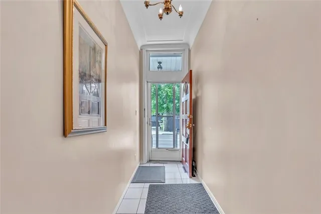 Additional property image - 260 BAY St