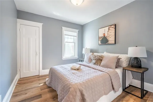 Additional property image - 266 STINSON Cres